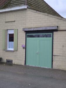 LL-woodgrain-plancha-verticaal-vast-bovenpaneel-ral6021